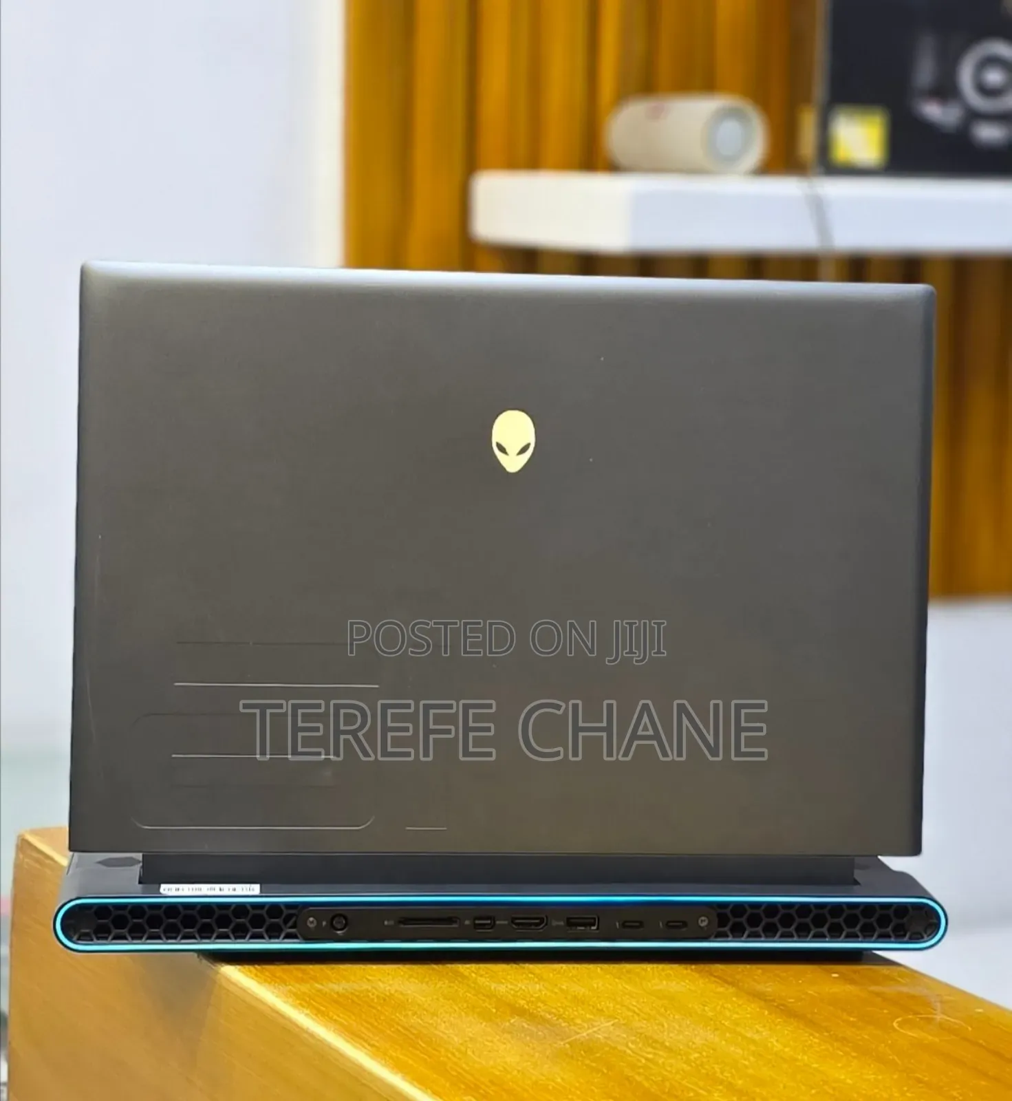 New Laptop Alienware X16 r1 16GB Intel Core i9 SSD 1T