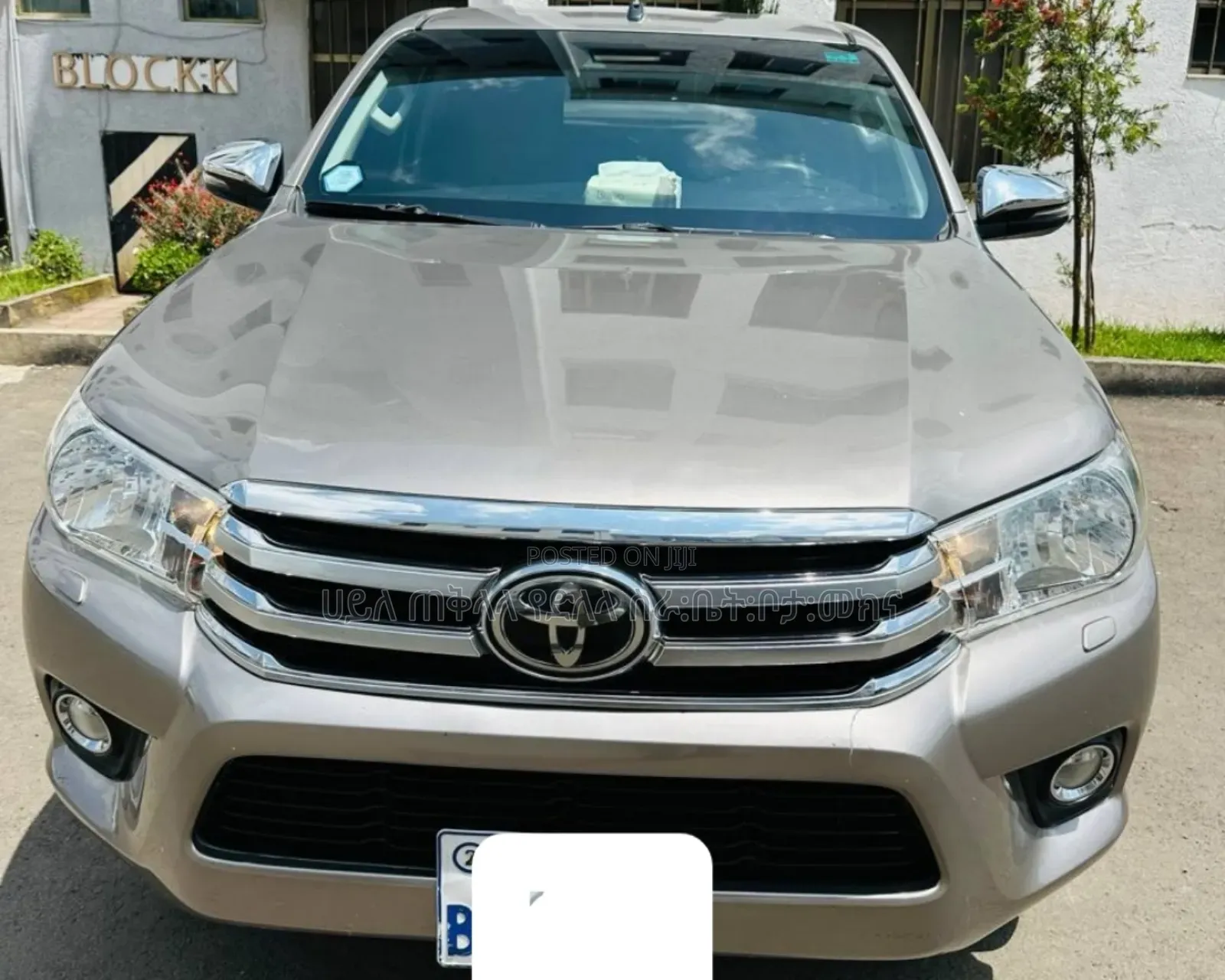 Toyota Hilux 2020 Gray