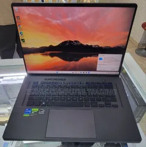 New Laptop Asus ROG Zephyrus G15 16GB Intel Core i7 SSD 512GB
