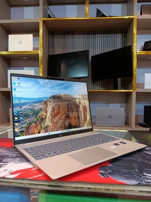 New Laptop HP Pavilion 15 16GB Intel Core i7 SSD 1T