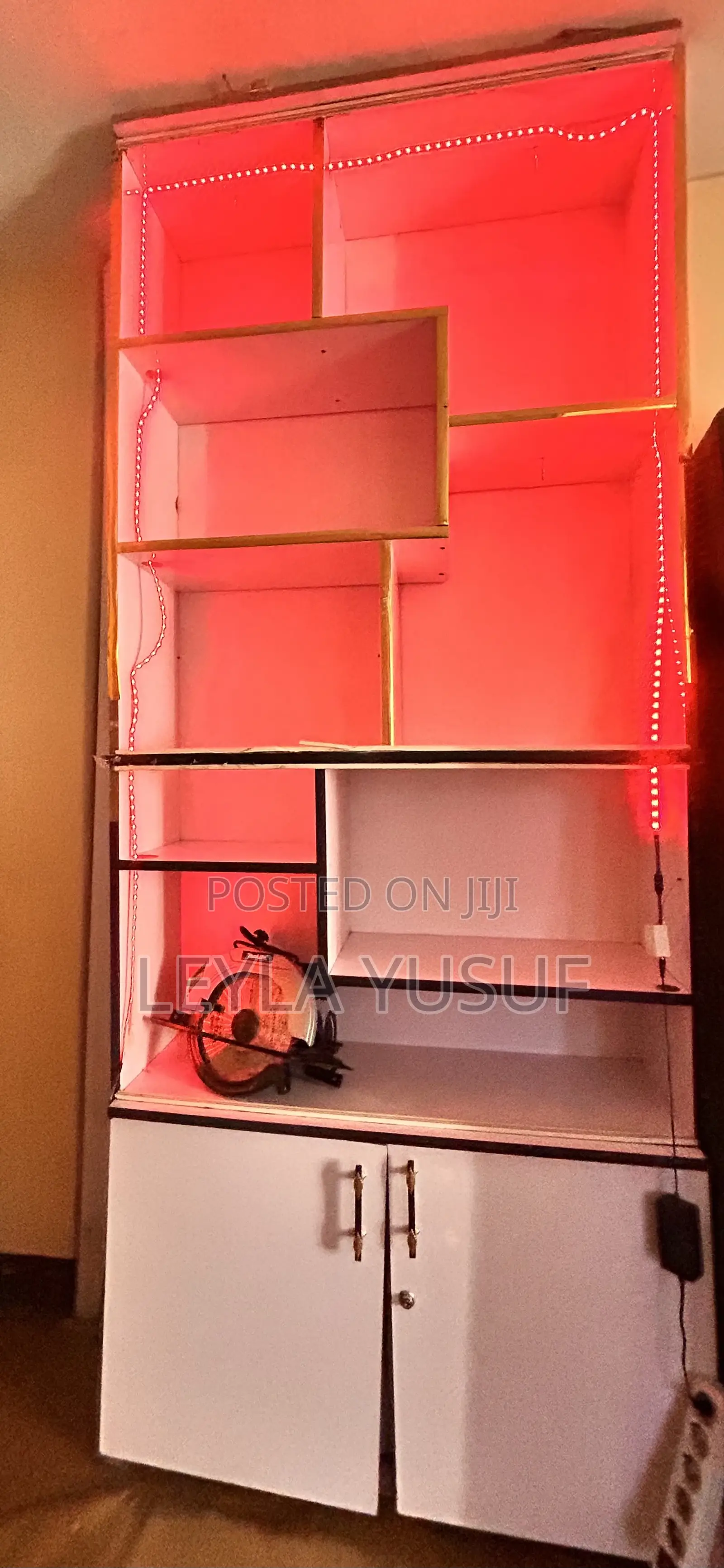 Bag and Clothes Display