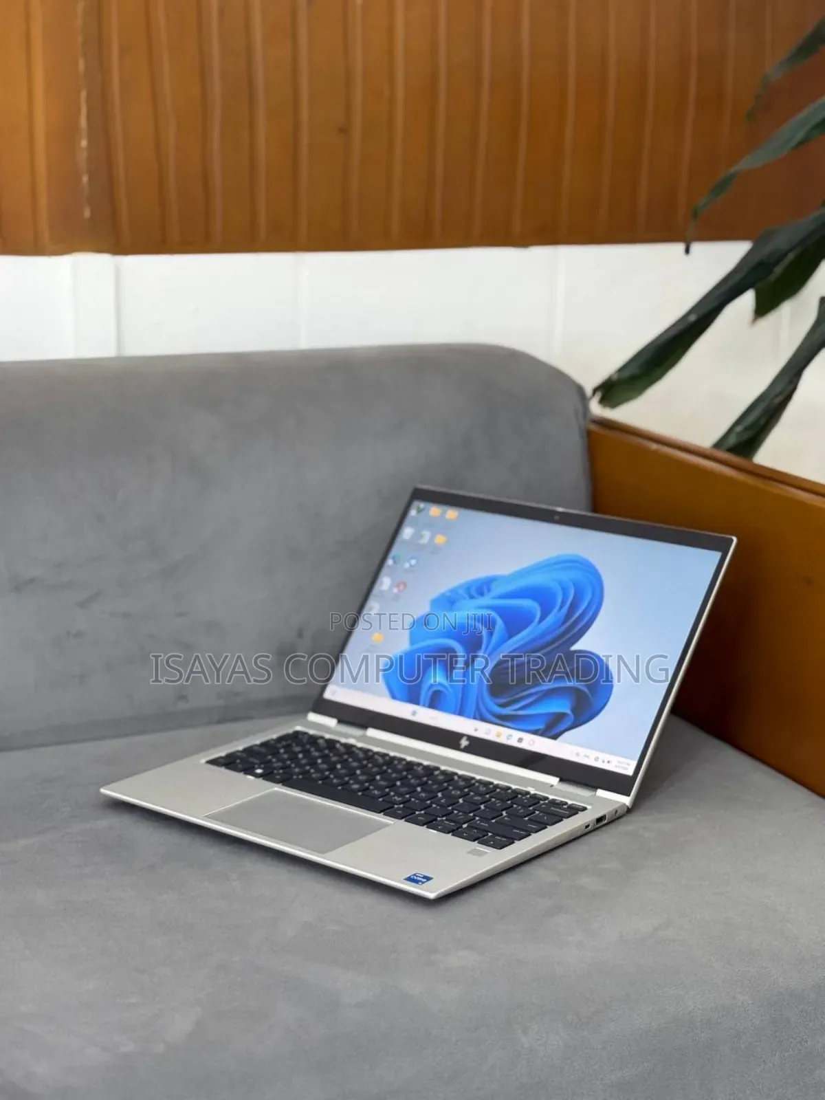 New Laptop HP Elite x360 830 G10 16GB Intel Core i5 SSD 512GB