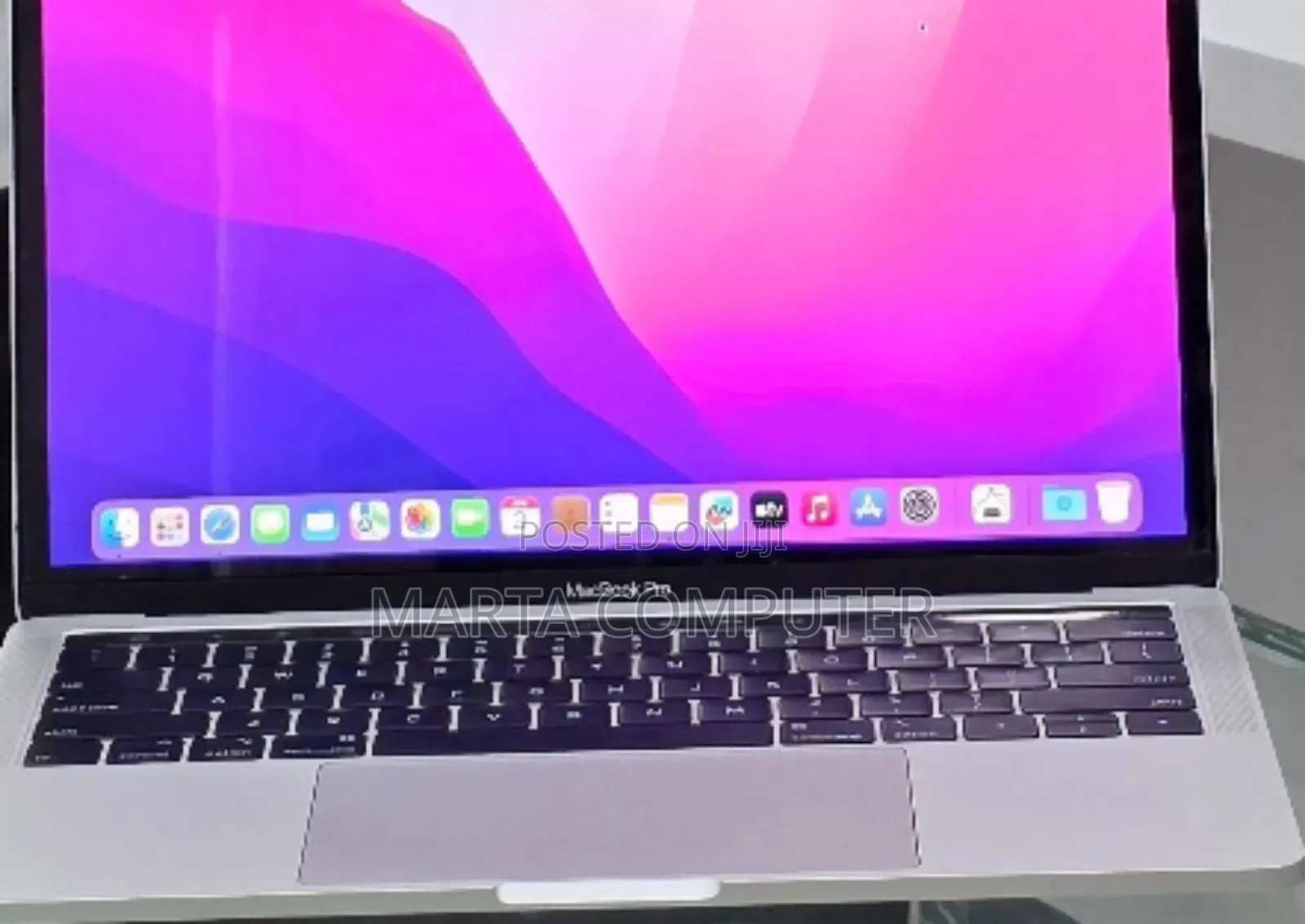 New Laptop Apple MacBook Pro 2019 8GB Intel Core i5 SSD 128GB