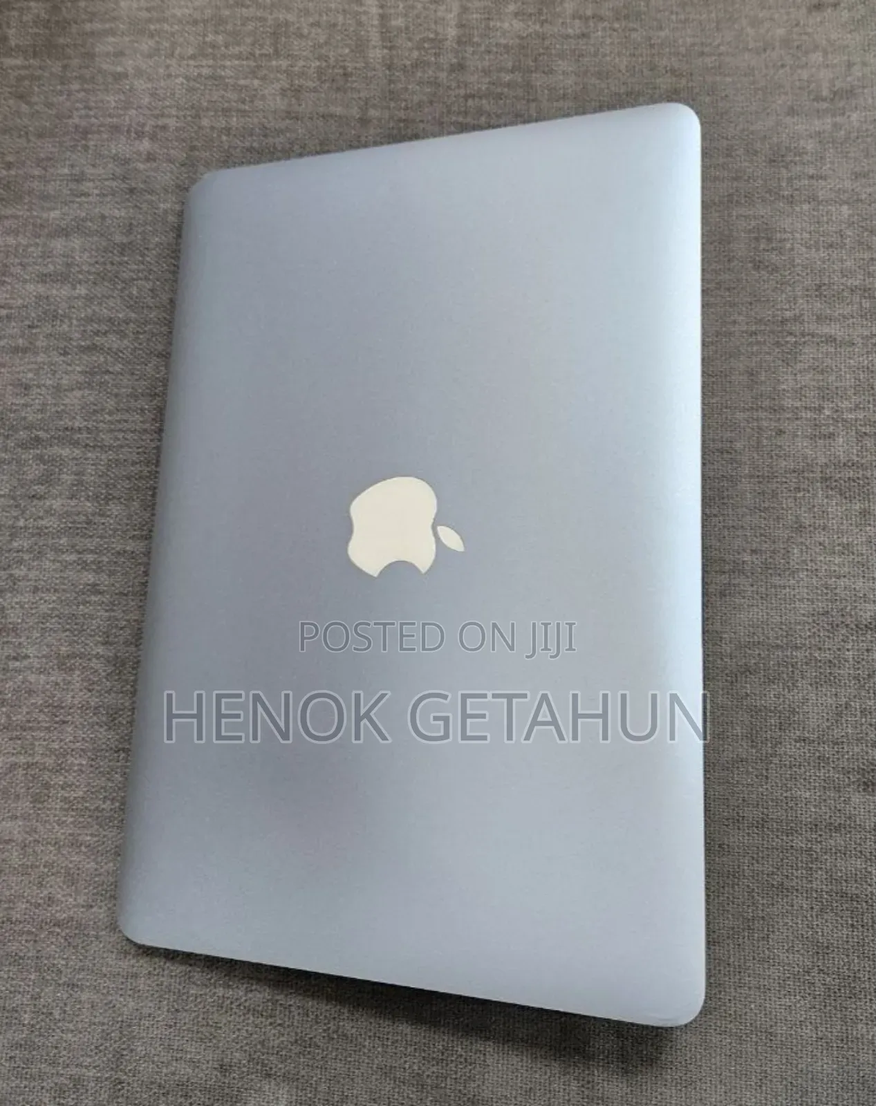 New Laptop Apple MacBook Pro 2015 8GB Intel Core i7 SSD 256GB