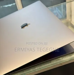 New Laptop Apple MacBook Pro M1 16GB Intel Core i7 SSD 512GB