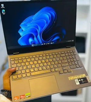 New Laptop Lenovo Legion Slim 5 16GB AMD Ryzen 7 SSD 512GB