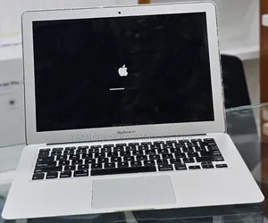 New Laptop Apple MacBook Air 2015 8GB Intel Core i5 SSD 128GB