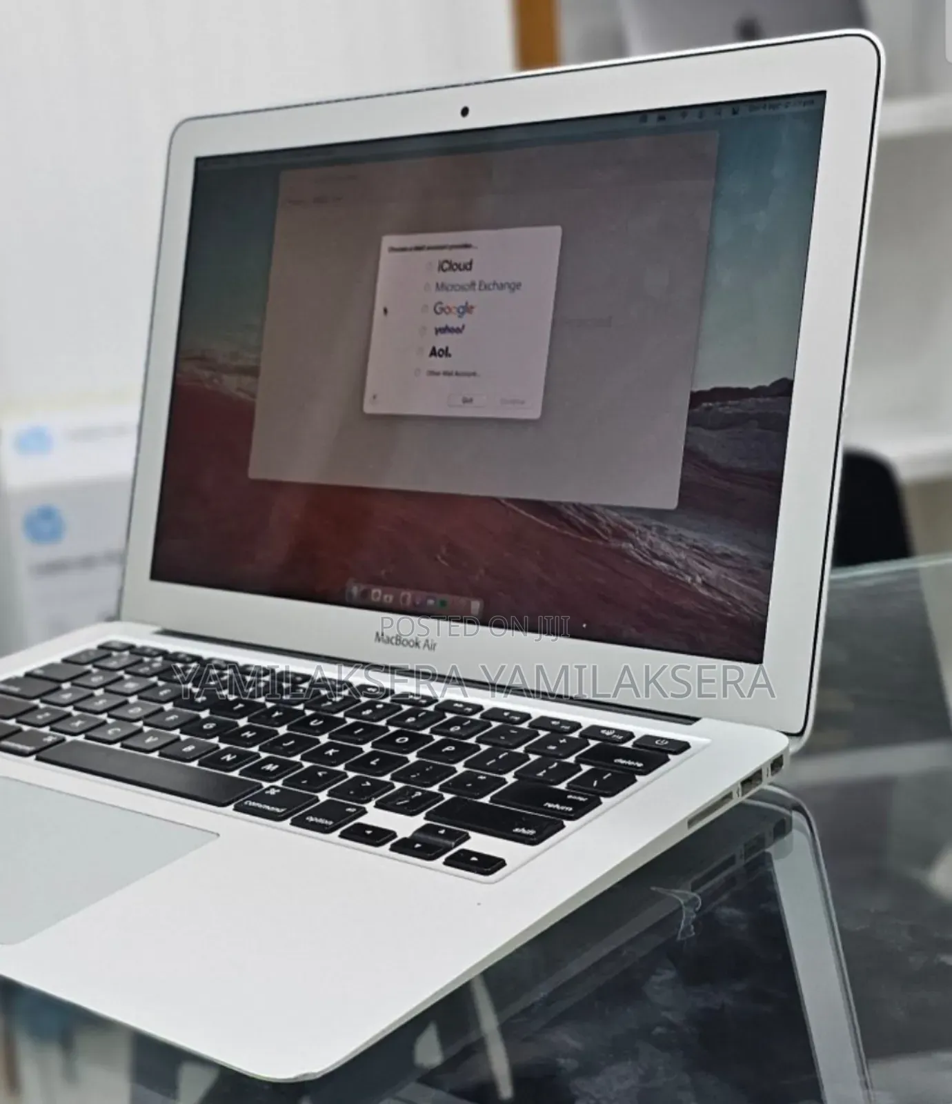 New Laptop Apple MacBook Air 2015 8GB Intel Core i5 SSD 128GB