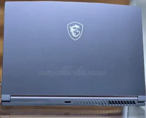 New Laptop MSI 16GB Intel Core i5 SSD 512GB