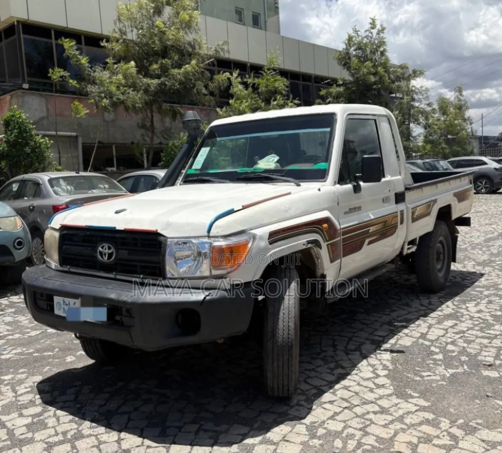 Toyota Land Cruiser 2012