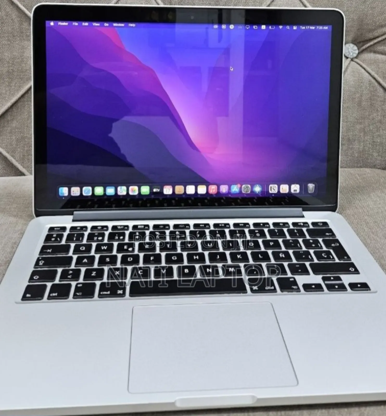 New Laptop Apple MacBook Pro 2015 8GB Intel Core i7 SSD 256GB