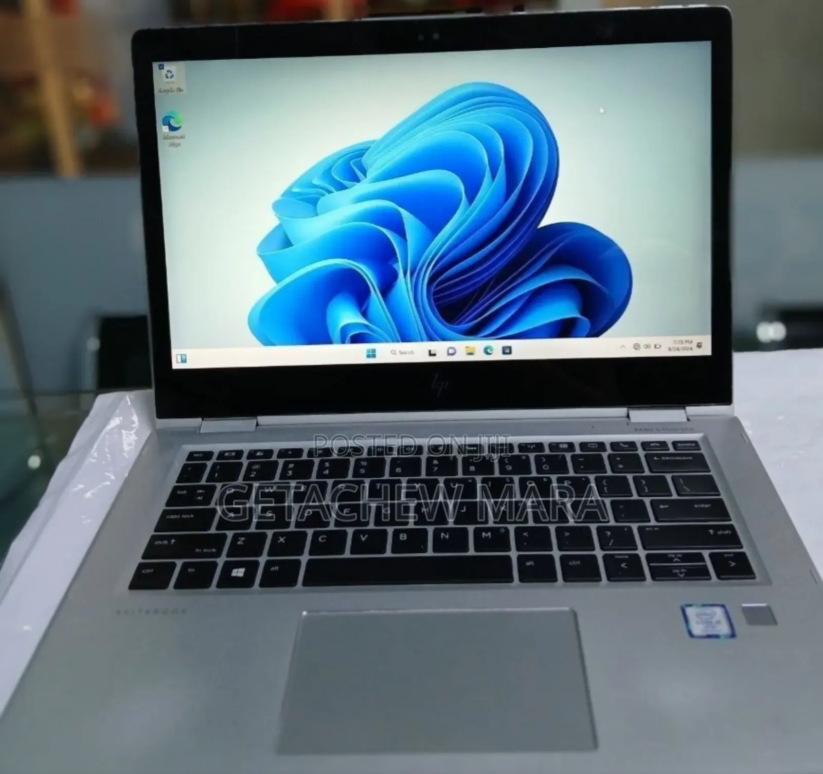 New Laptop HP Elite x360 830 G10 8GB Intel Core i5 SSD 256GB