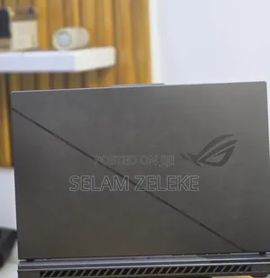 New Laptop Asus 32GB Intel Core i9 SSD 2T