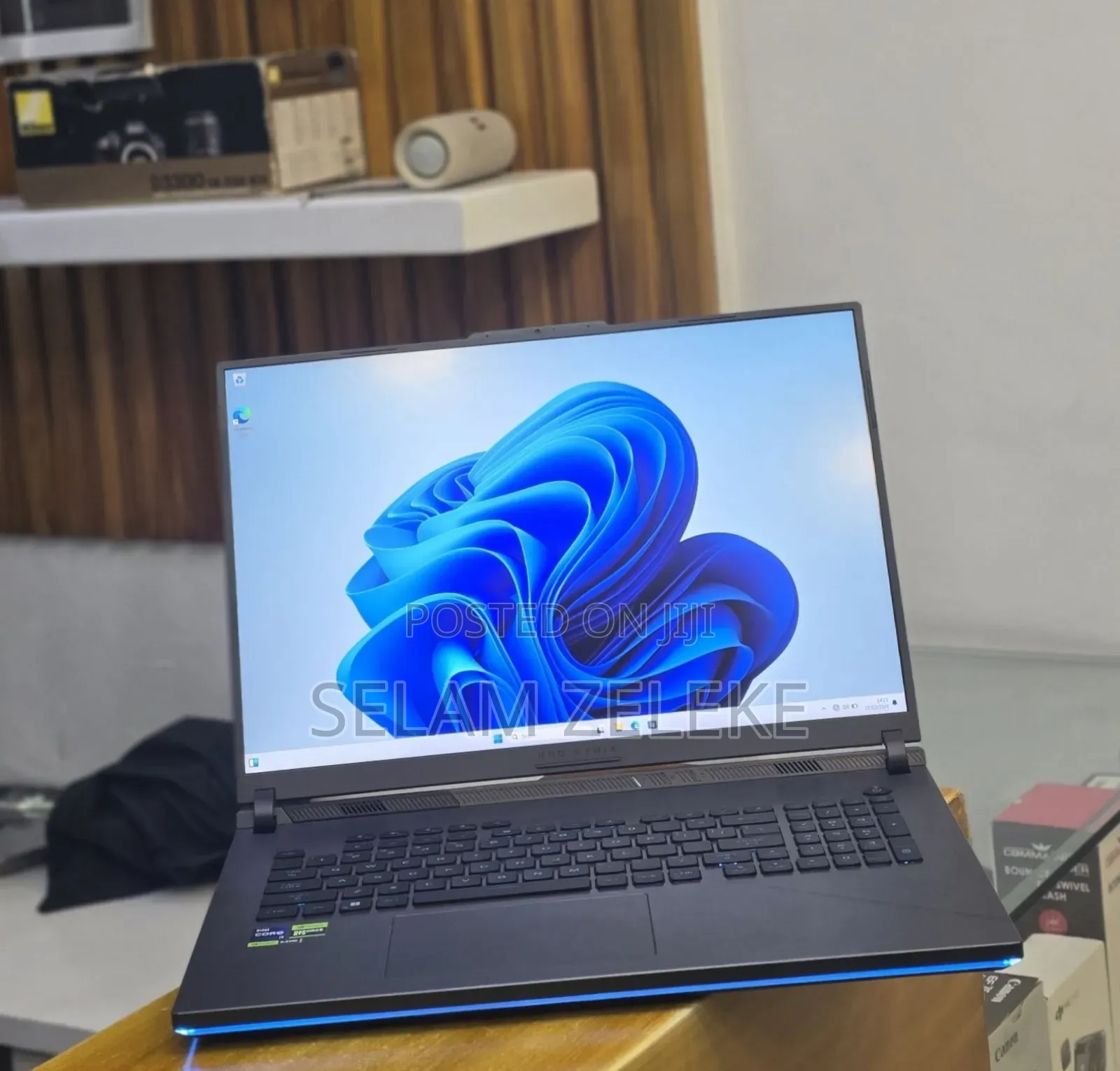 New Laptop Asus 32GB Intel Core i9 SSD 2T