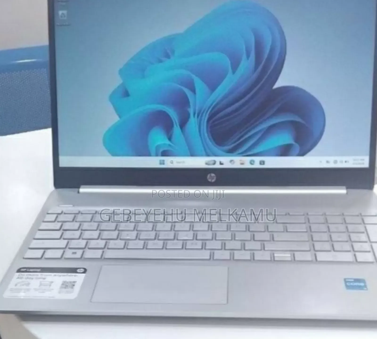 New Laptop HP Stream Notebook 8GB Intel Core i3 SSHD (Hybrid) 256GB