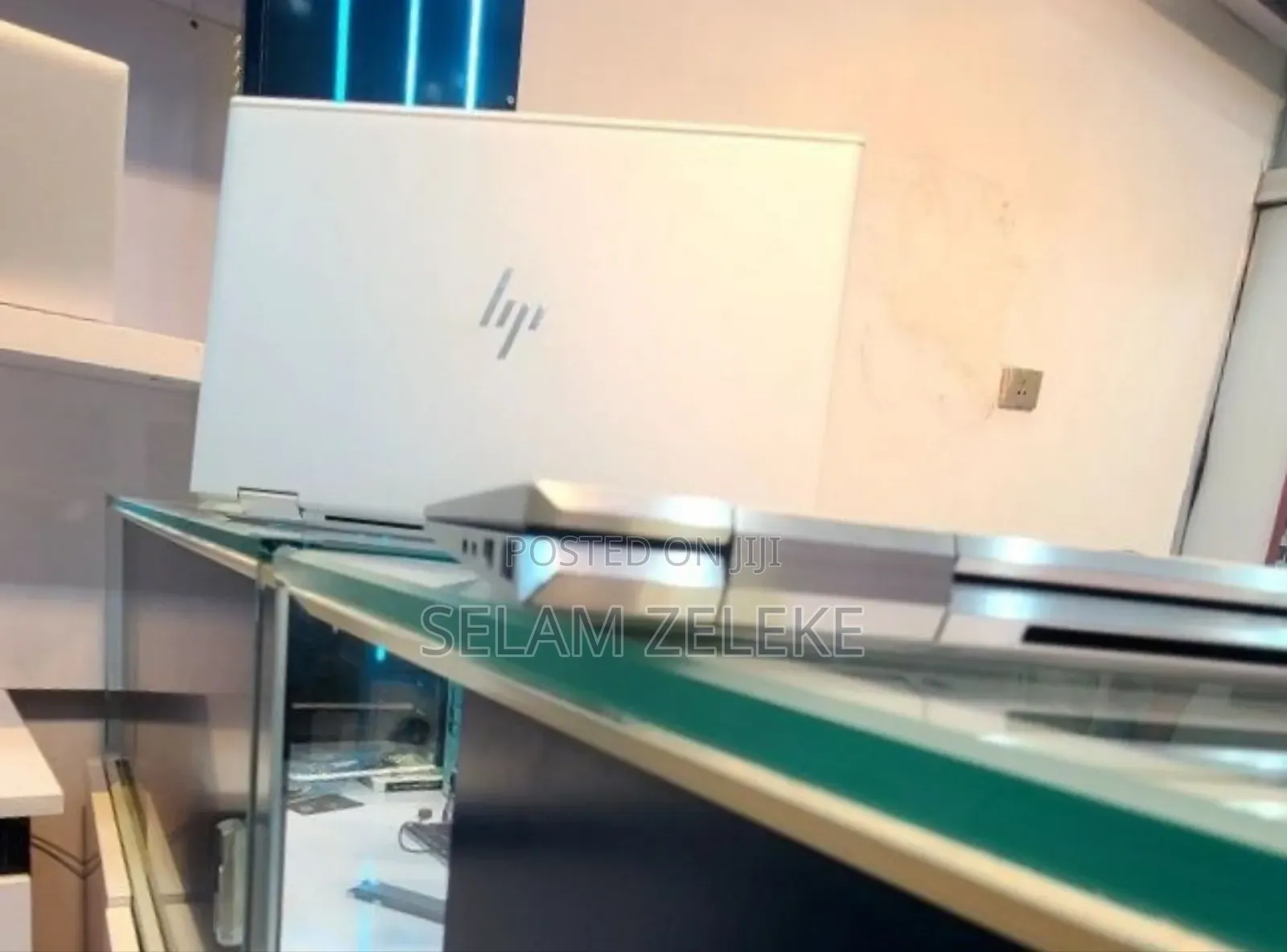 New Laptop HP EliteBook 1040 G8 16GB Intel Core i7 SSD 512GB