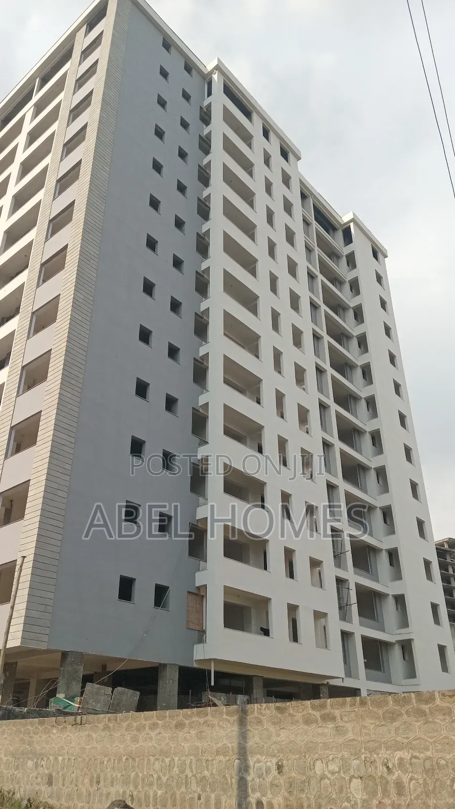 3bdrm Apartment in Cmc, Yeka for sale