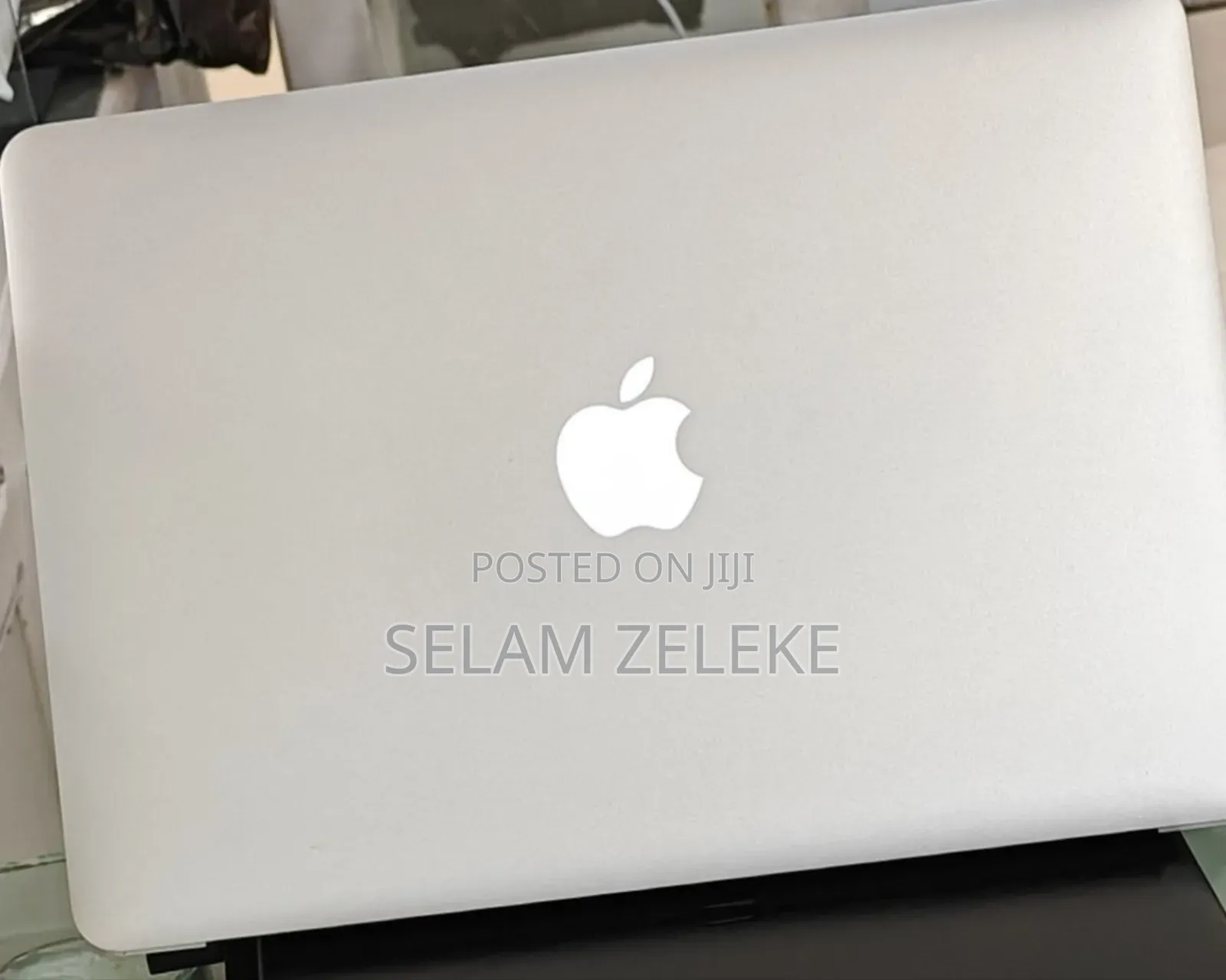 New Laptop Apple MacBook Air 2017 8GB Intel Core i7 SSD 512GB