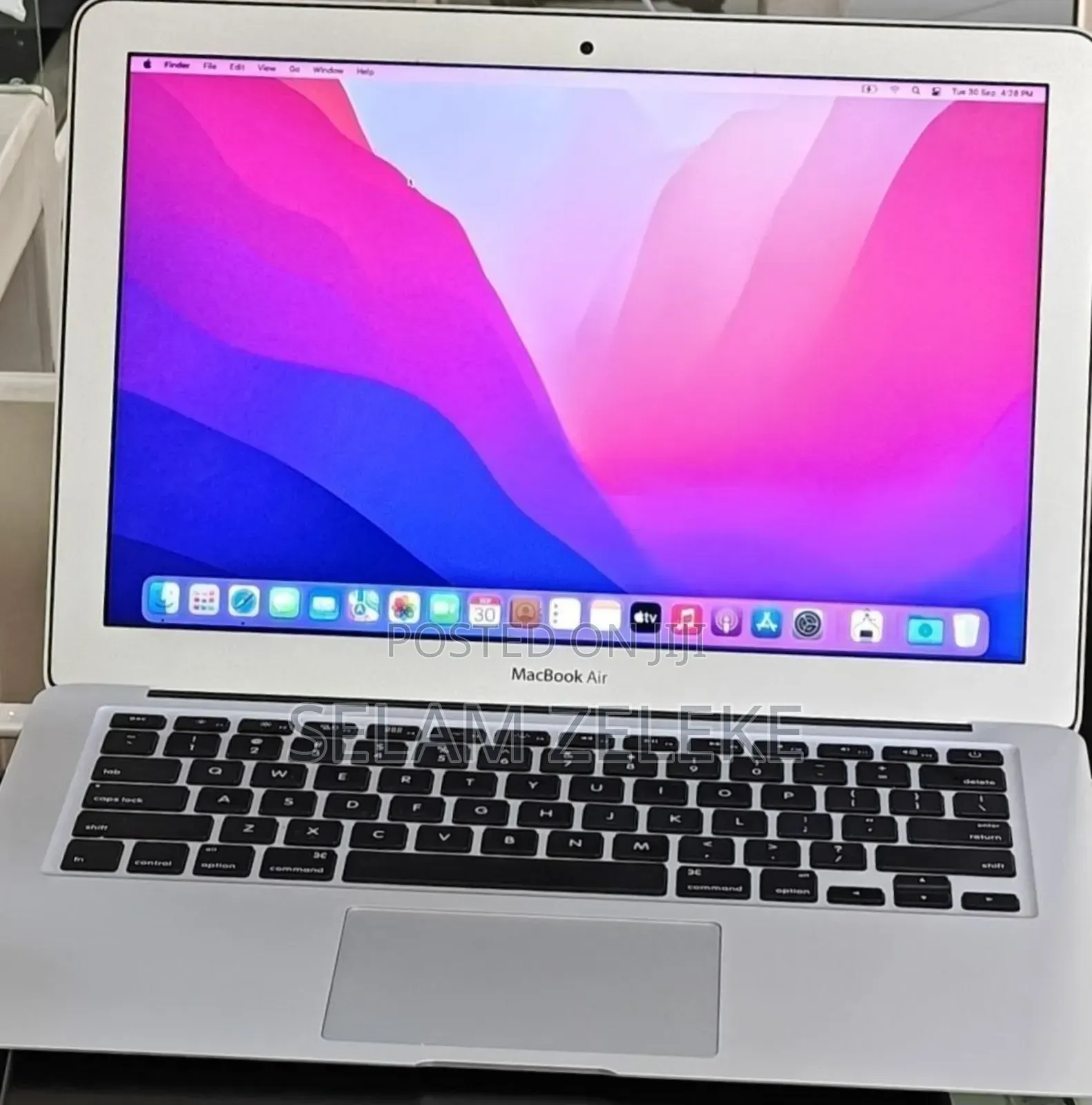 New Laptop Apple MacBook Air 2017 8GB Intel Core i7 SSD 512GB