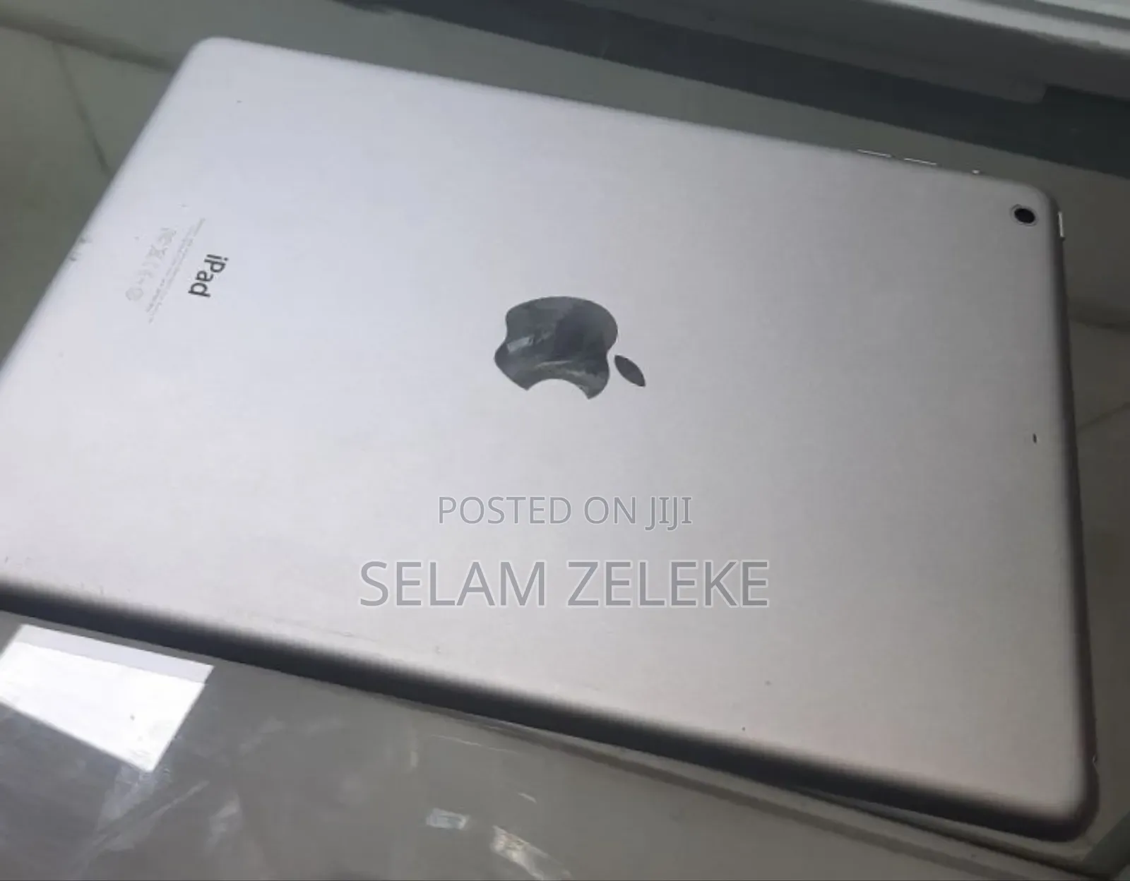 New Apple iPad Air 64 GB Silver