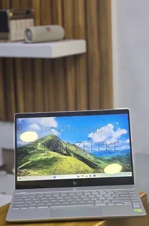 New Laptop HP 16GB Intel Core i7 SSD 512GB