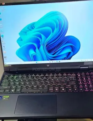New Laptop Acer Predator Helios 300 16GB Intel Core i9 SSD 512GB