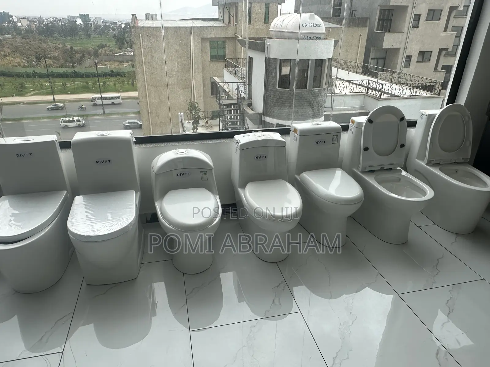 Toilet Seat and Handwash