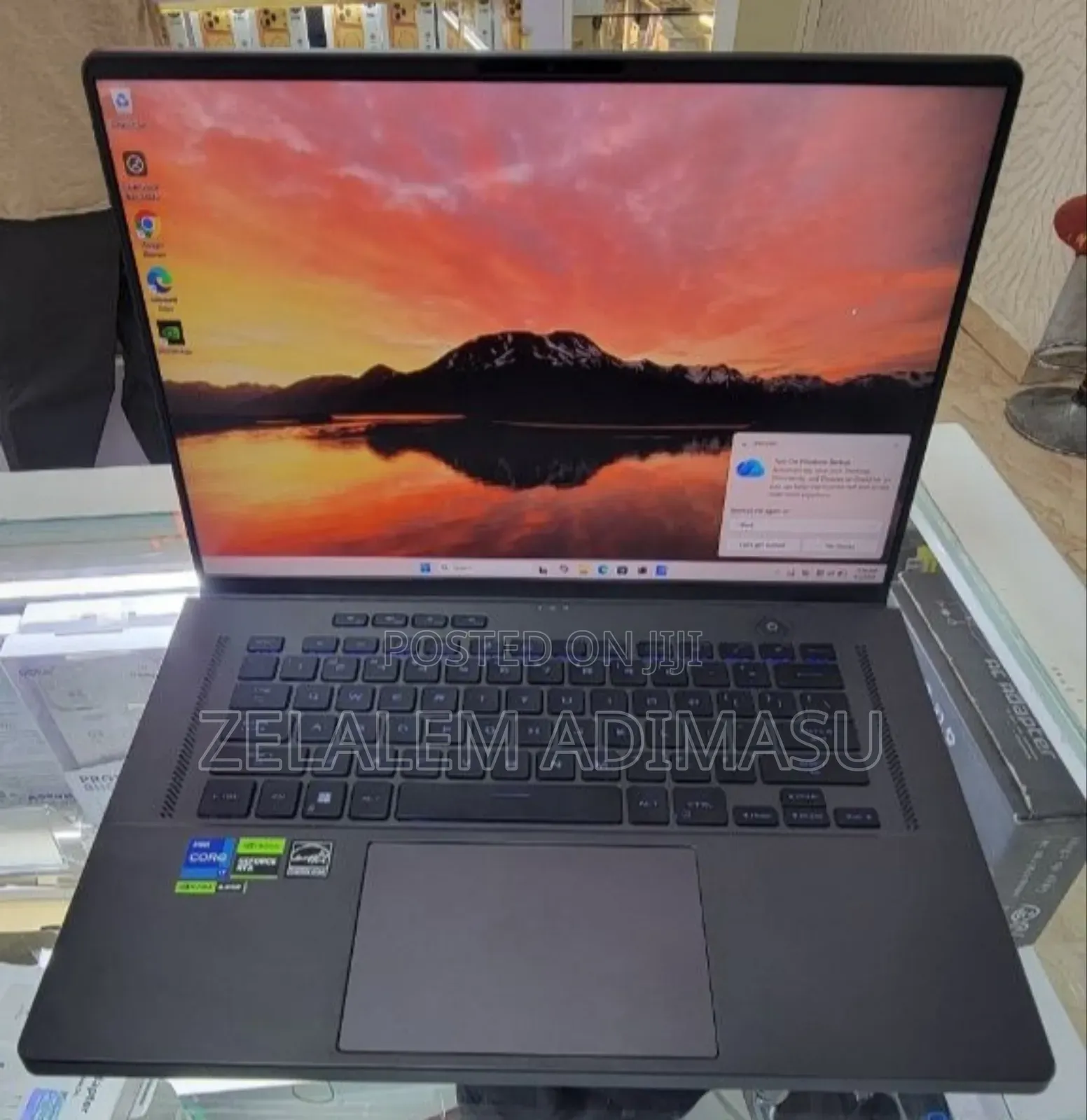 New Laptop Asus ROG Zephyrus G16 16GB Intel Core i7 SSD 512GB