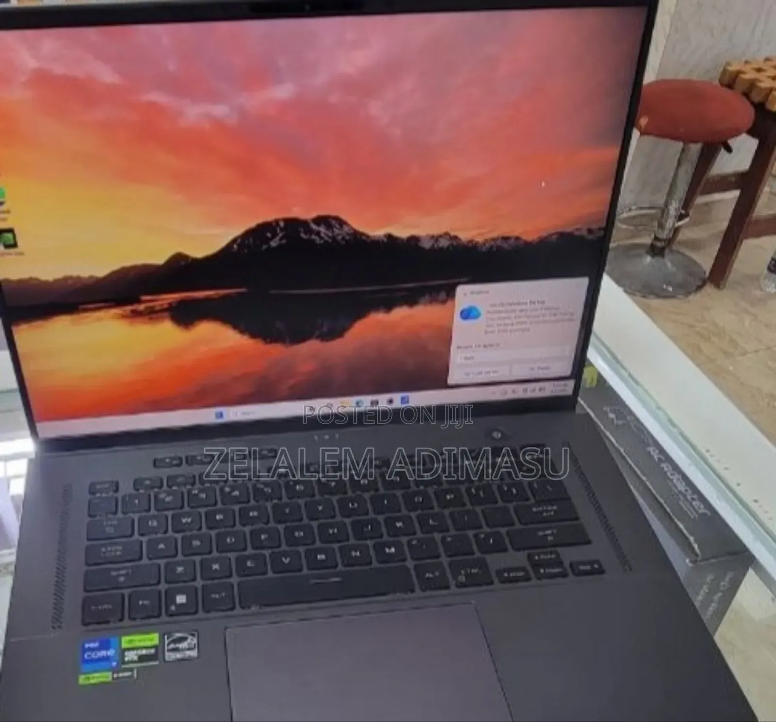 New Laptop Asus ROG Zephyrus G16 16GB Intel Core i7 SSD 512GB