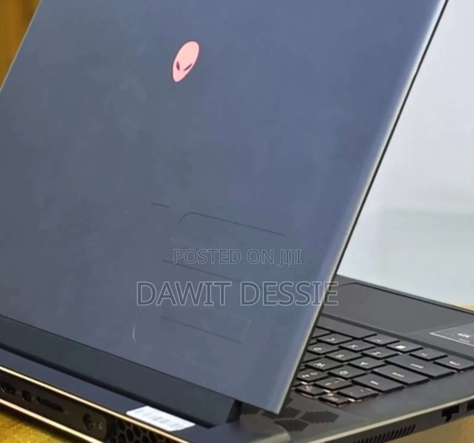 New Laptop Alienware X16 r1 16GB Intel Core i9 SSD 1T