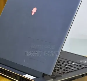 New Laptop Alienware X16 r1 16GB Intel Core i9 SSD 1T