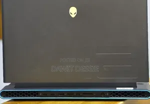 New Laptop Alienware X16 r1 16GB Intel Core i9 SSD 1T