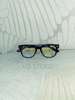 Man's Chrome Hearts Glass
