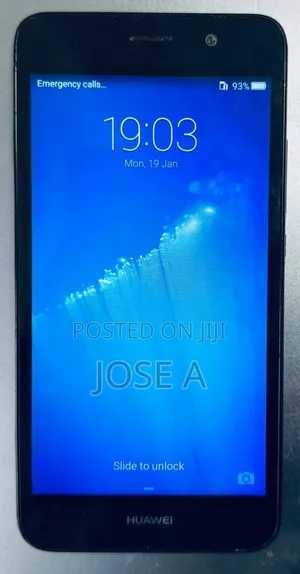 Huawei Y6 16 GB Black