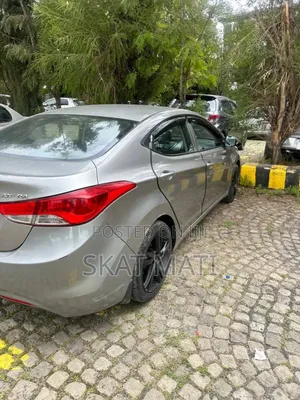 Hyundai Elantra GLS Automatic 2012 Silver