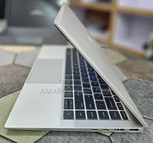 New Laptop HP EliteBook 1040 G8 16GB Intel Core i7 SSD 512GB