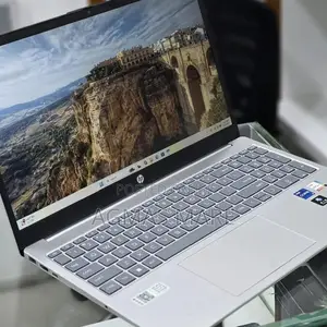 New Laptop HP Stream Notebook 16GB Intel Core i7 SSD 1T