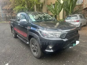 Toyota Hilux 2017 Black