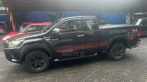 Toyota Hilux 2017 Black