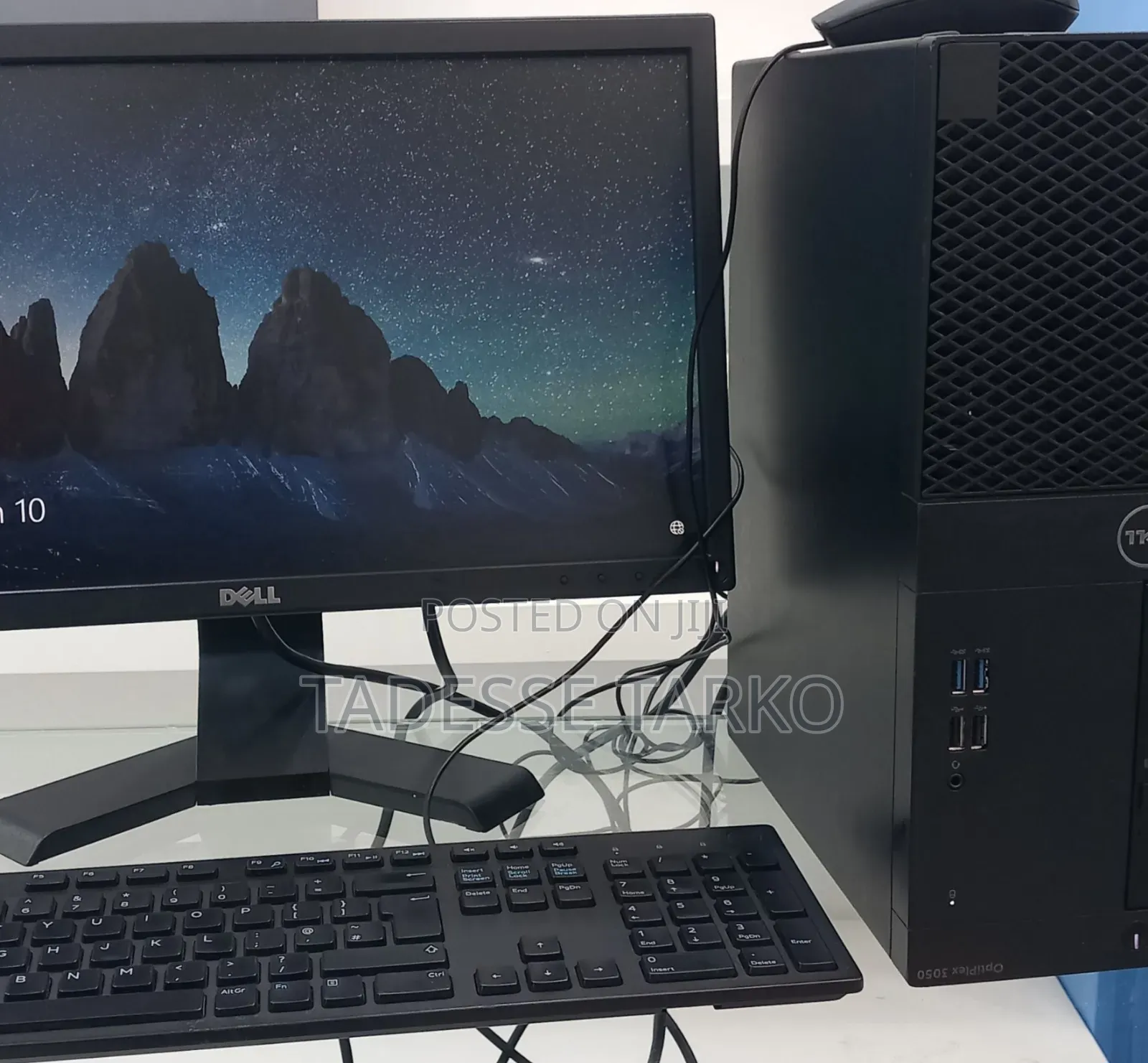 New Desktop Computer Dell OptiPlex 3050 4GB Intel Core i3 HDD 500GB