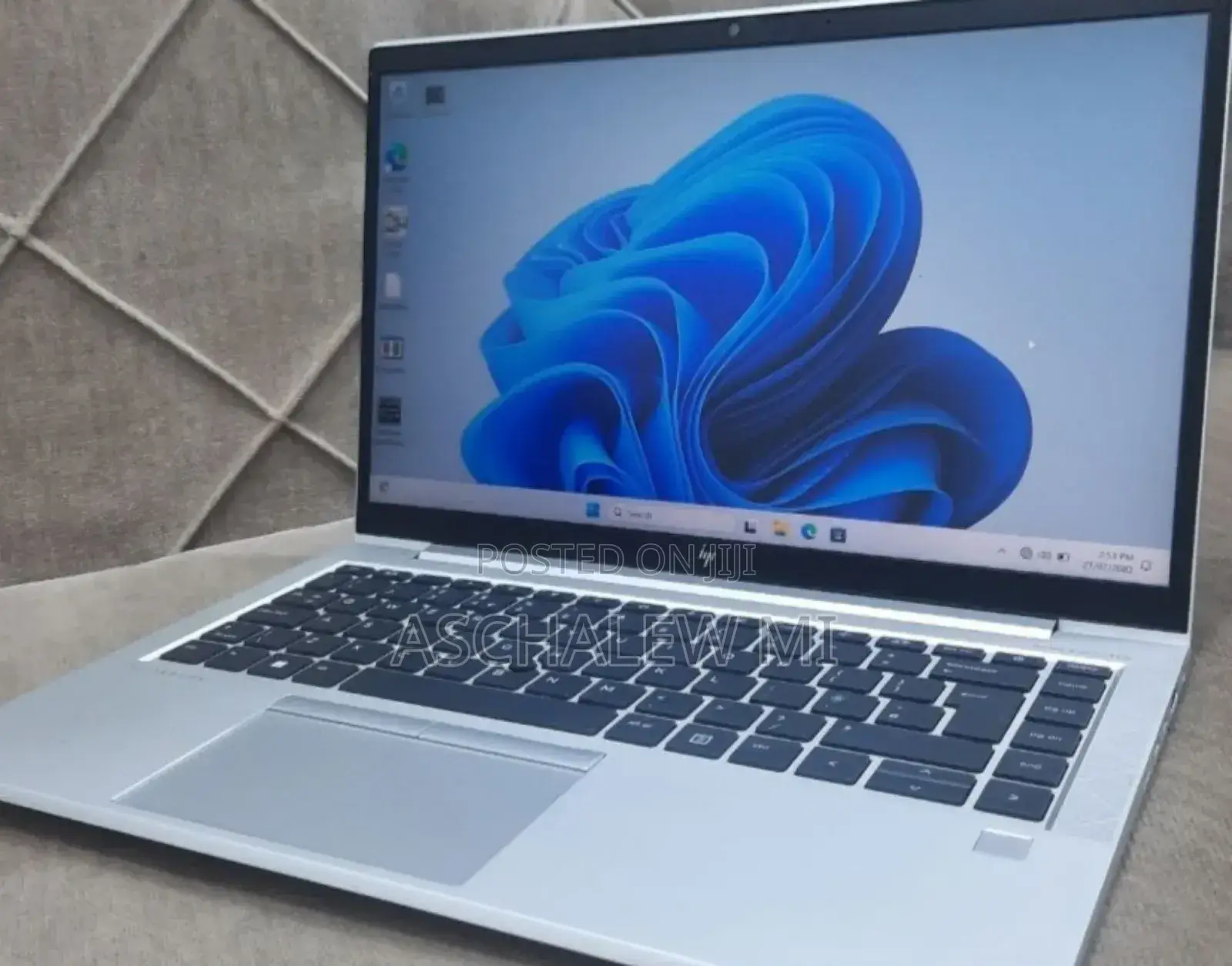 New Laptop HP EliteBook 840 G8 16GB Intel Core i7 SSD 512GB