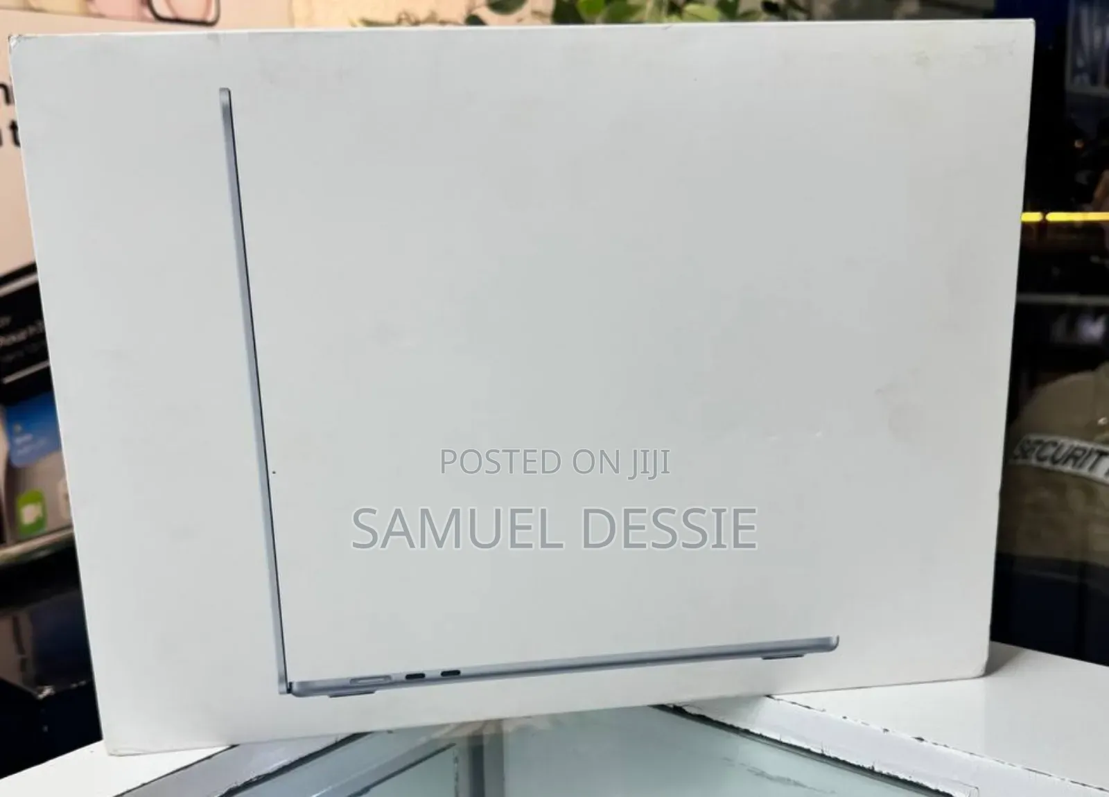 New Laptop Apple MacBook Air 2025 M4 15-inch 16GB Apple M4 SSD 512GB