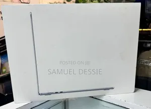 New Laptop Apple MacBook Air 2025 M4 15-inch 16GB Apple M4 SSD 512GB