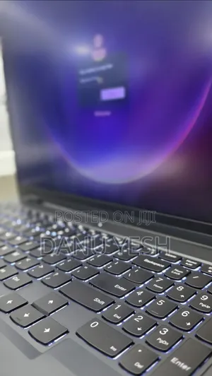 New Laptop Lenovo Legion 5 24GB Intel Core i7 SSD 1T