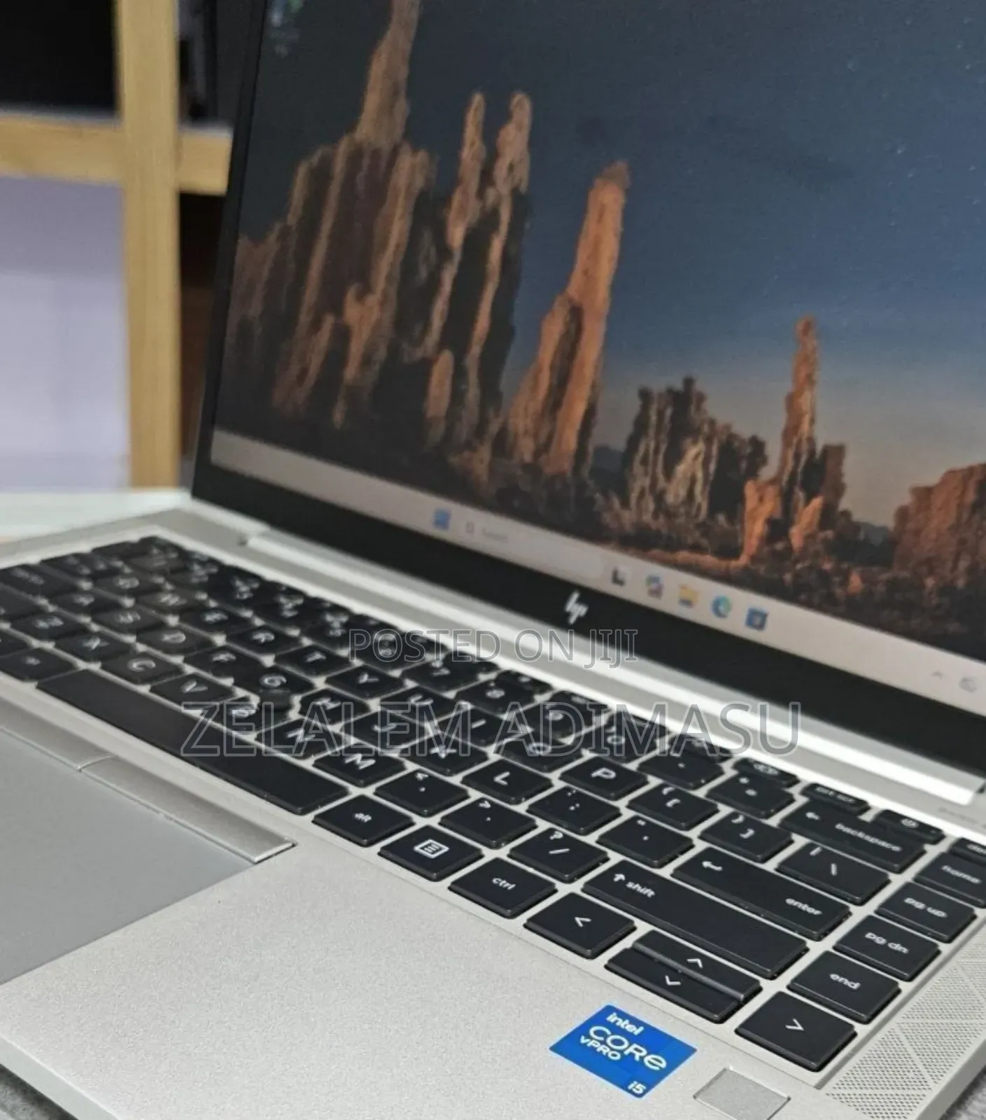 New Laptop HP EliteBook 840 G8 16GB Intel Core i5 SSD 512GB