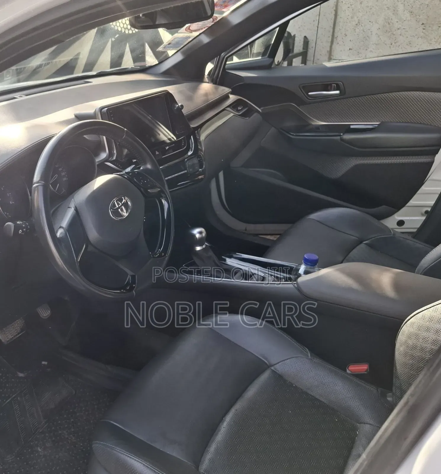 Toyota C-HR 2021 Ivory