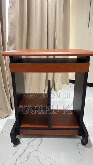 Desktop Stand