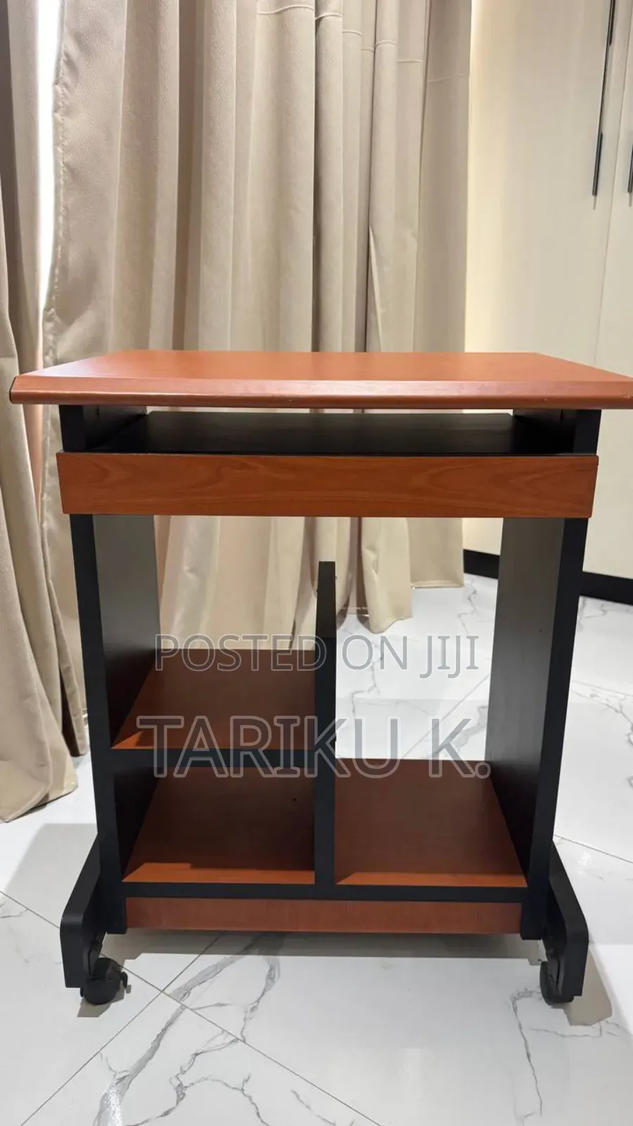 Desktop Stand