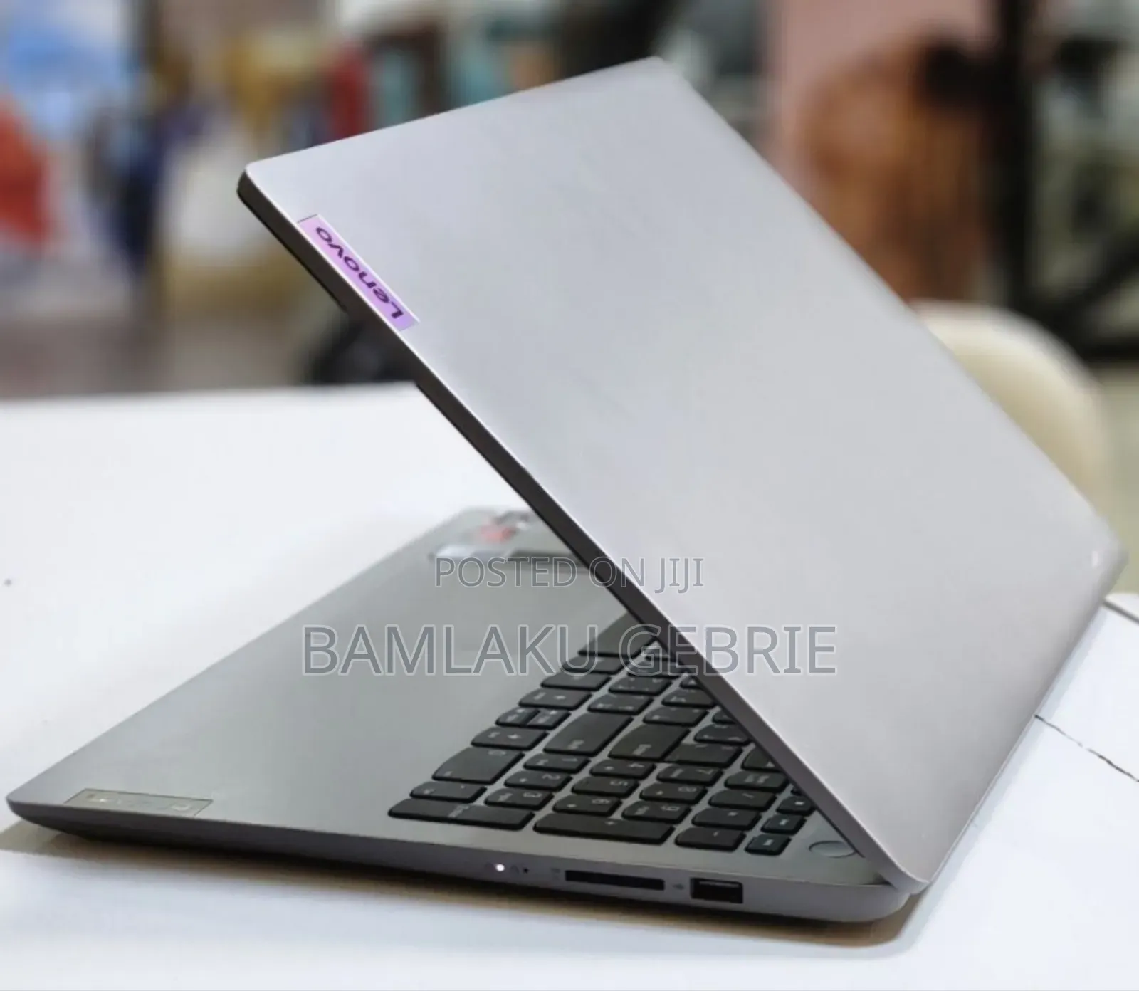 New Laptop Lenovo Ideapad 3 8GB AMD Ryzen 5 SSD 512GB