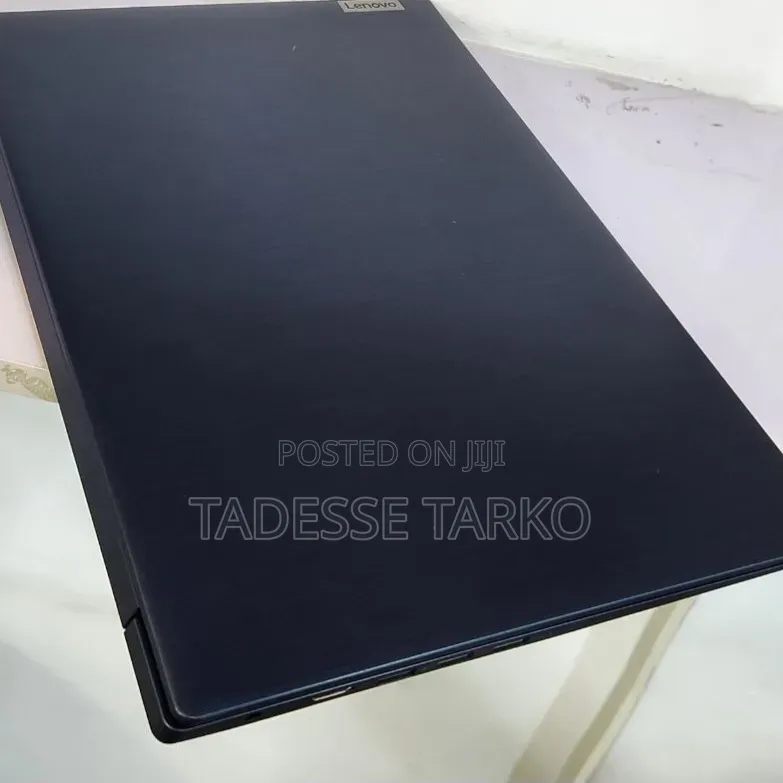 New Laptop Lenovo Ideapad 3 8GB Intel Core i5 SSD 1T